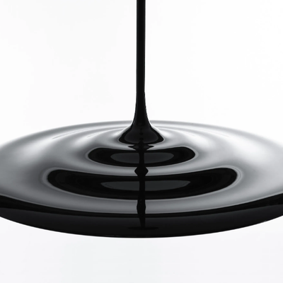 LIQUID-PERFORMANCE-iN-LIGHTING-421292-relcc8a305e.jpg